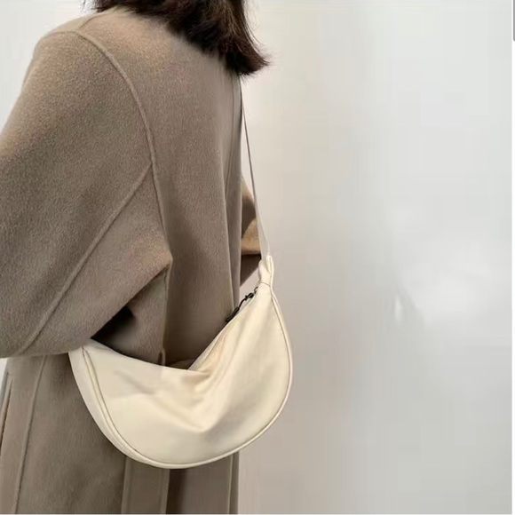 Shoulder Bag - Picture 4 of 6